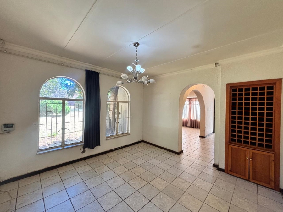 4 Bedroom Property for Sale in Wilkoppies North West